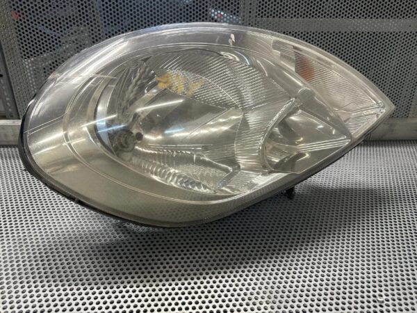 LAMPA LEWY PRZÓD UK RENAULT TRAFIC 06-14 8200701363