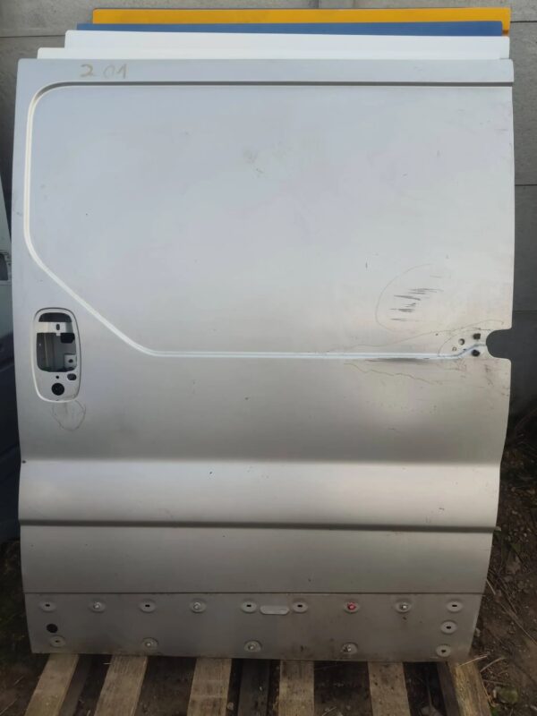 DRZWI BOCZNE PRZESUWANE TRAFIC II 01-14 201