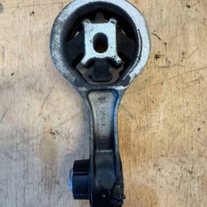 PODUSZKA ŁAPA SILNIKA RENAULT TRAFIC II 2.0 8200404271A