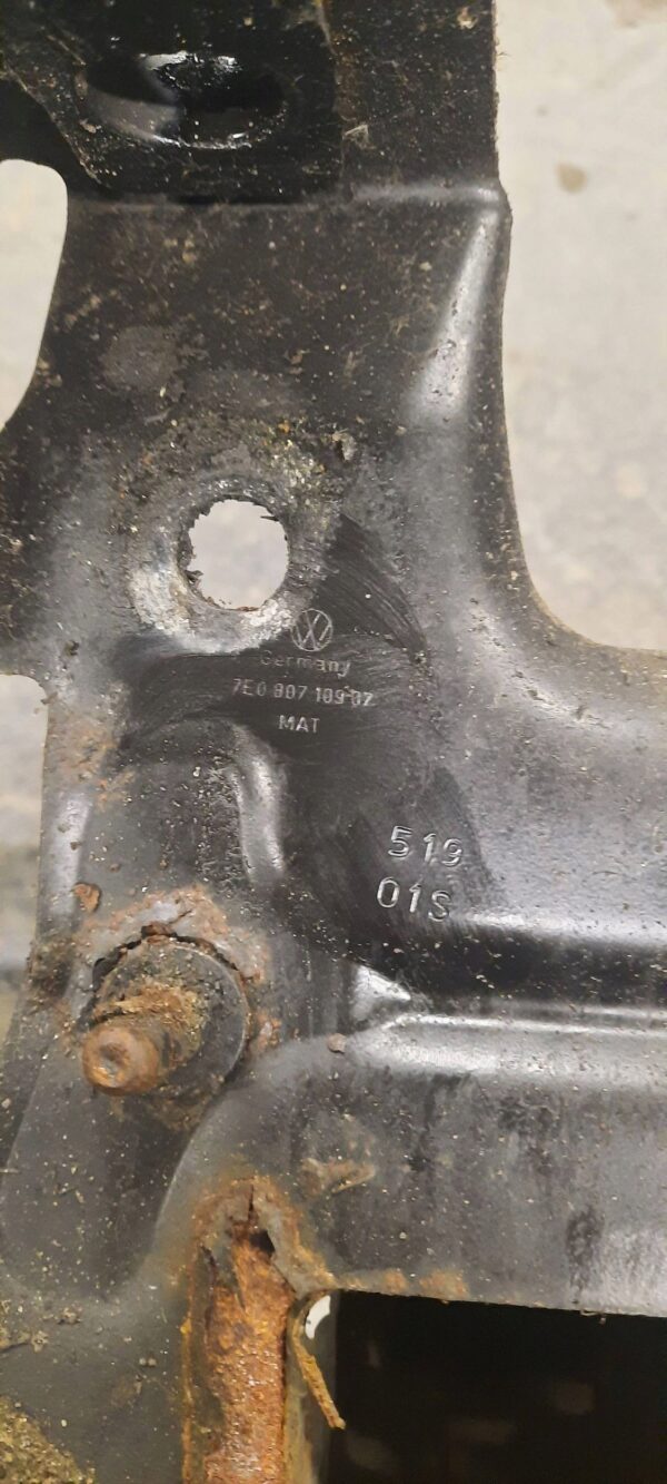 BELKA ZDERZAKA PRZEDNIA 7E080710907