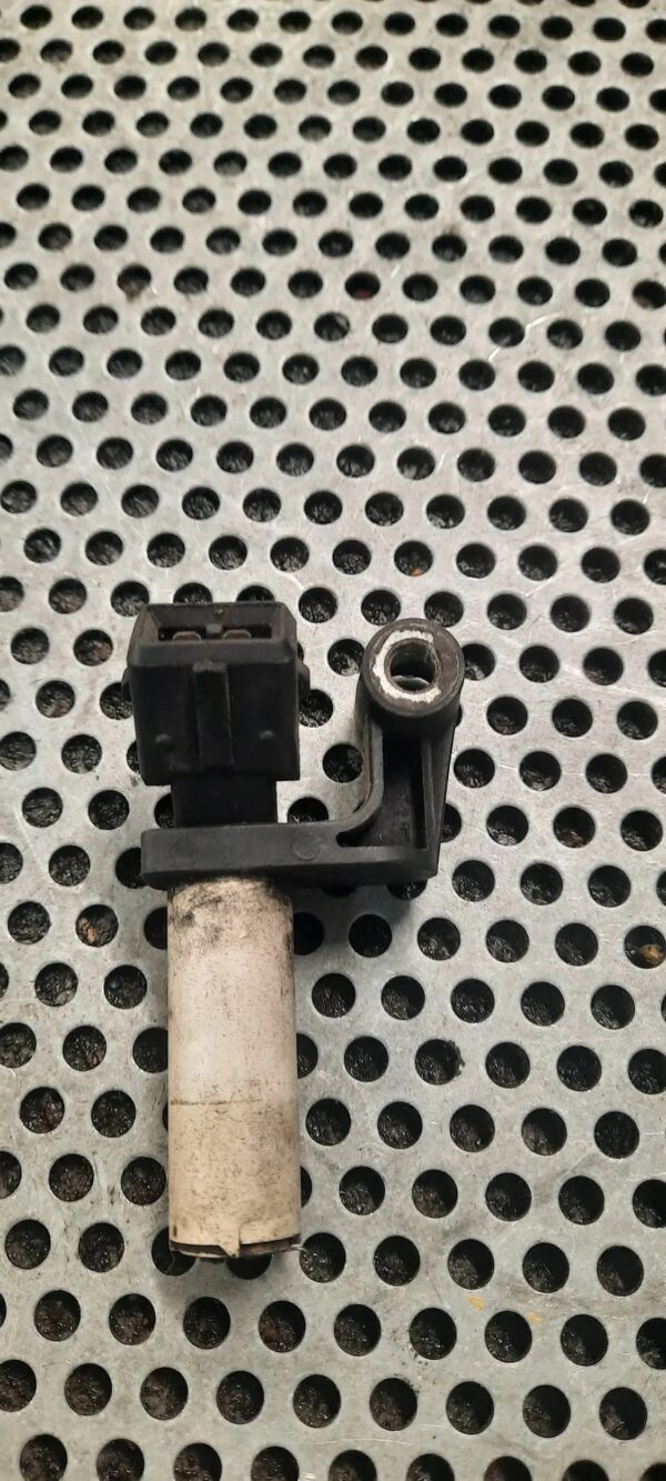 CZUJNIK POŁOŻENIA WAŁKA ROZRZĄDU