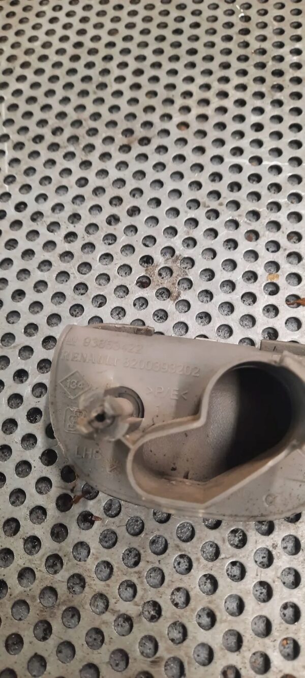 ZAŚLEPKA PODSUFITKI 8200393202 RENAULT TRAFIC