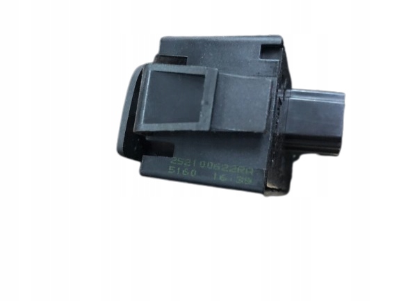 WŁĄCZNIK ŚWIATEŁ AWARYJNYCH TRAFIC 14- 252100622R