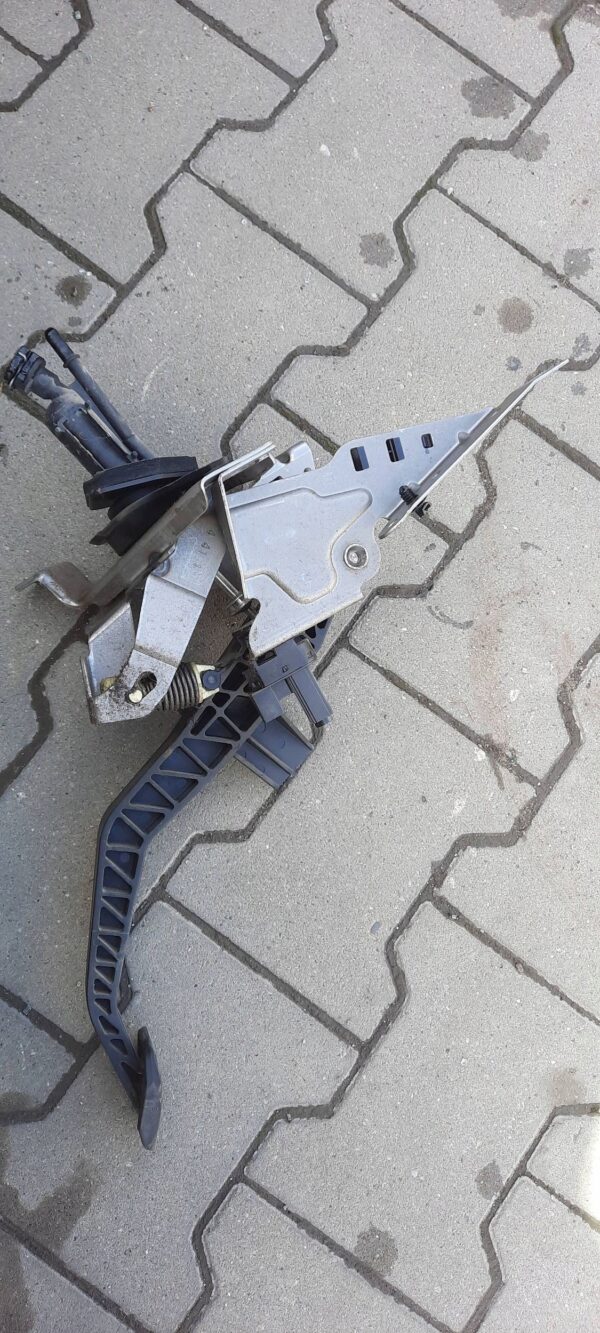 647b3773353c5c80508535268f6aeb93