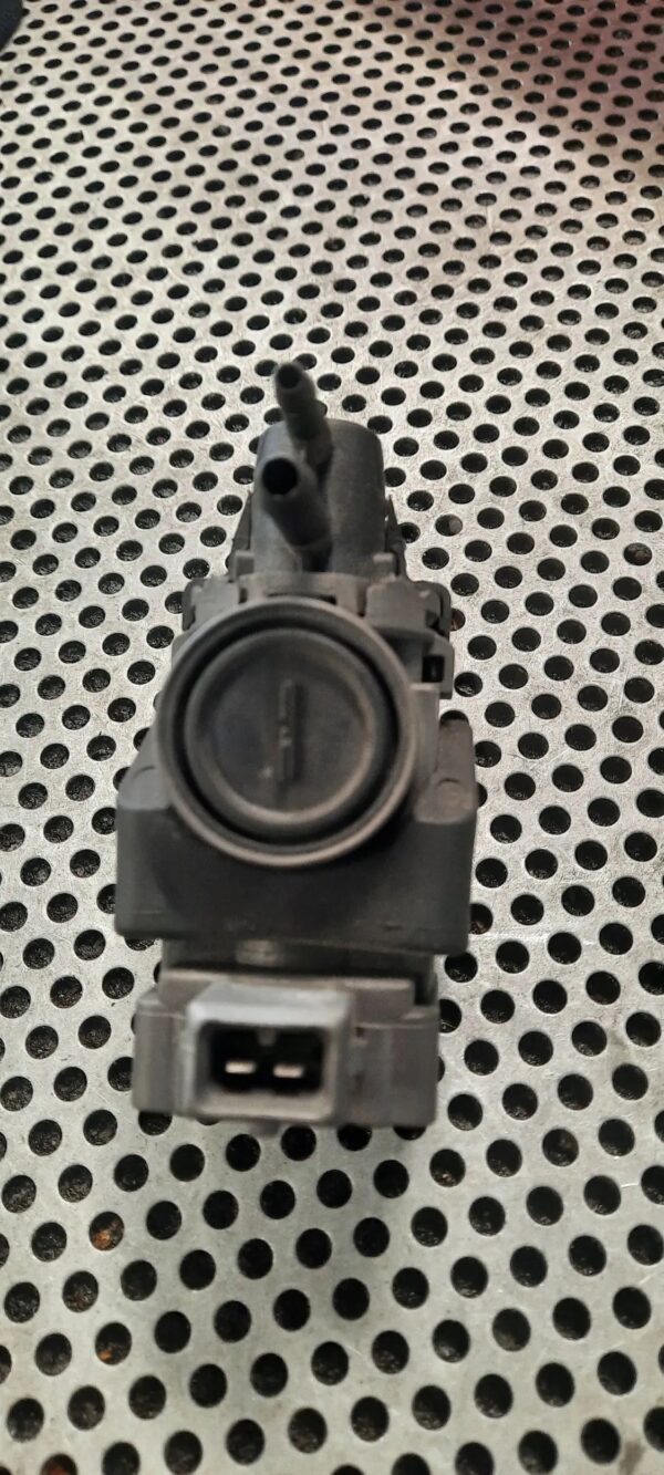 ZAWÓR EGR PA66GF30 FORD TRANSIT