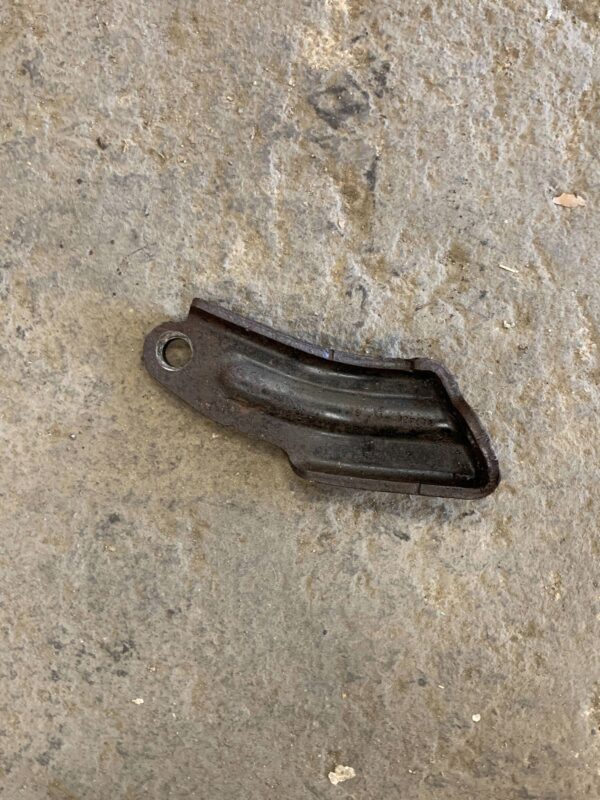 UCHWYT MOCOWANIE CHŁODNICY TRAFIC II 457436