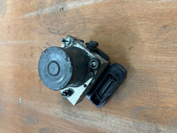 552136a7f642652964eb4a2b82fd4353