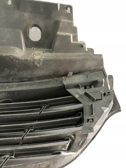 GRILL ATRAPA CHŁODNICY RENAULT TRAFIC III 1.6