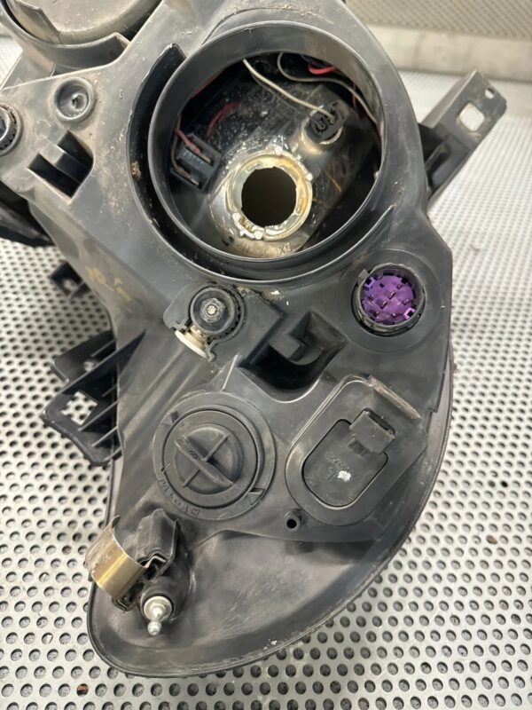 b91610fda7a93ee1d0906423971b0099