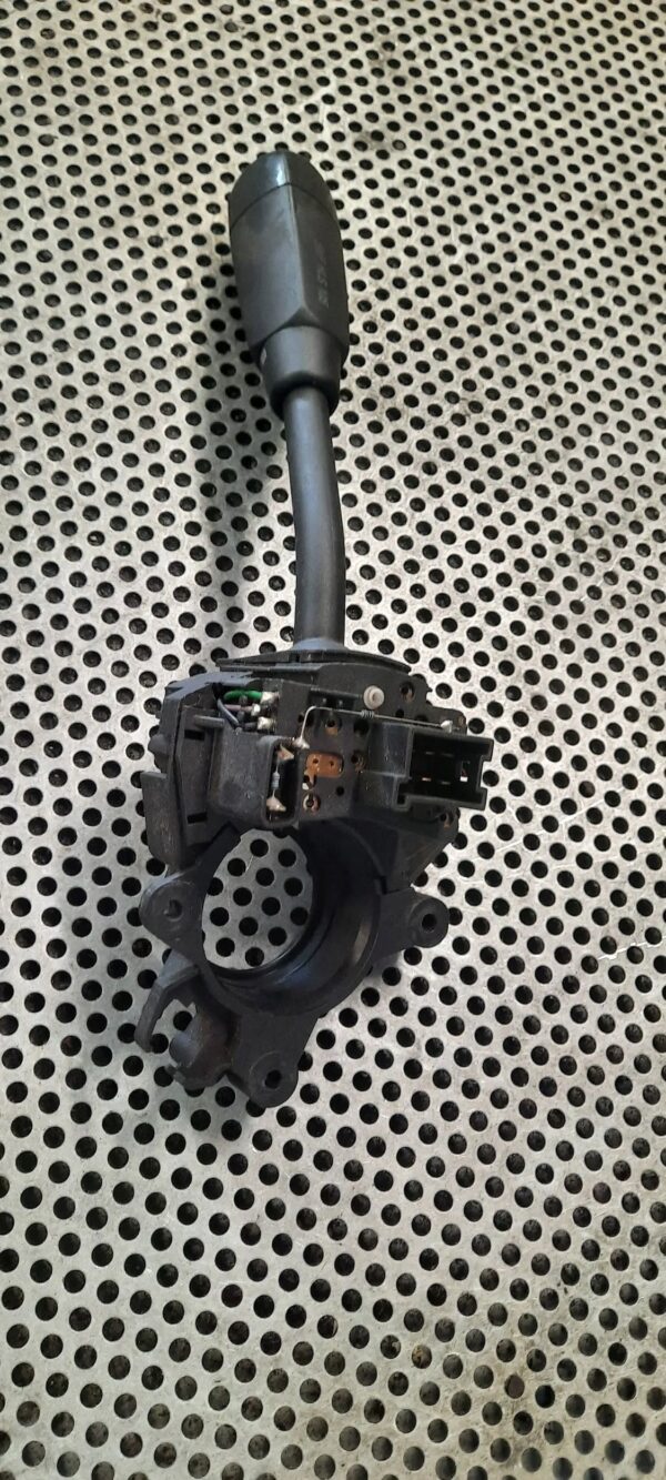 449e4cf4ce973f9328462f7adee5c94c.jpg PRZEŁĄCZNIK KIERUNKOWSKAZÓW 282929 MERCEDES