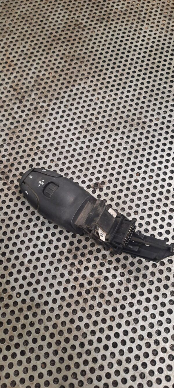 PRZEŁĄCZNIK RADIA 96413359XT CITROEN BERLINGO