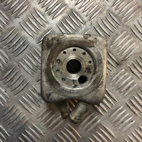 CHŁODNICZKA OLEJU VOLKSWAGEN T4 2.5 TDI 0681170218