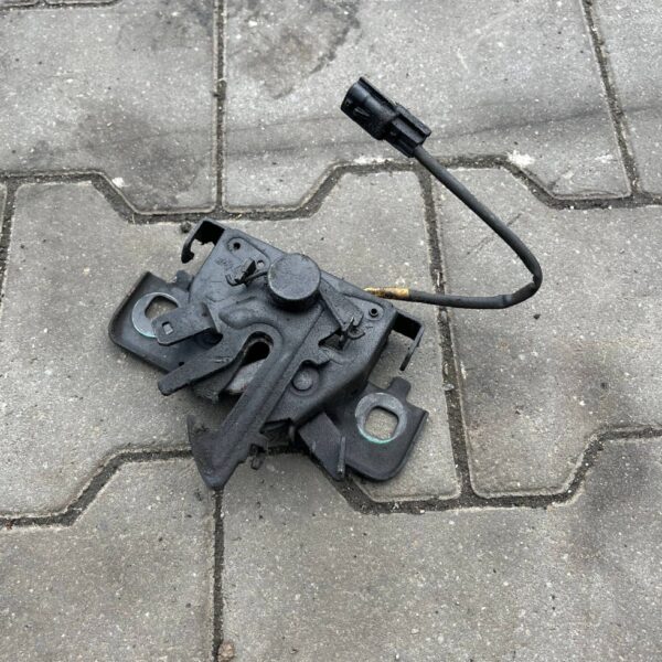 592bfc00ff6bcb1c3f40857adc986ddb