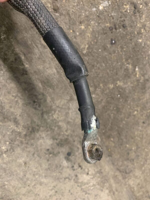 KLEMA PRZEWÓD AKUMULATORA VOLKSWAGEN T6