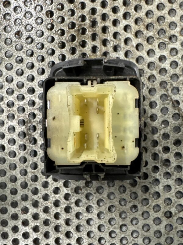 d319cbb562a697495cbce07b1fe02f33