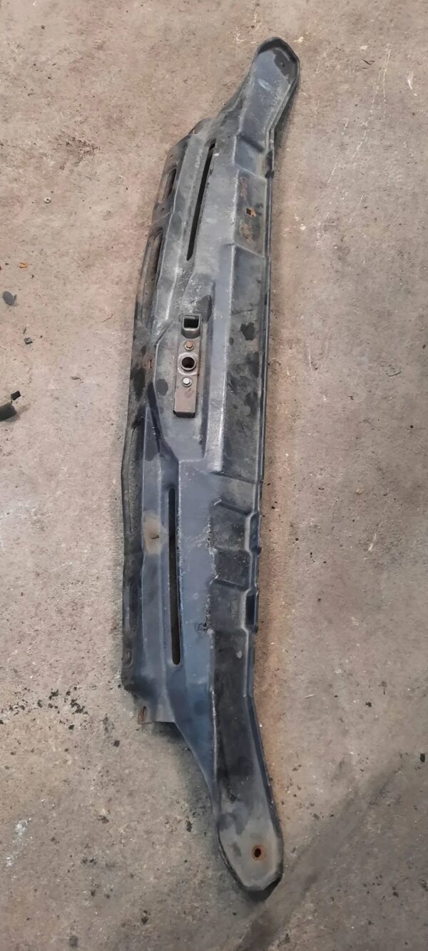 PAS PRZEDNI MERCEDES SPRINTER