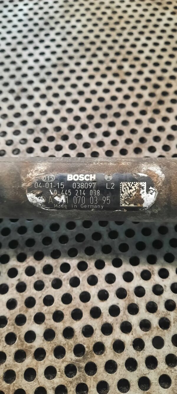 LISTWA WTRYSKOWA 04450100395