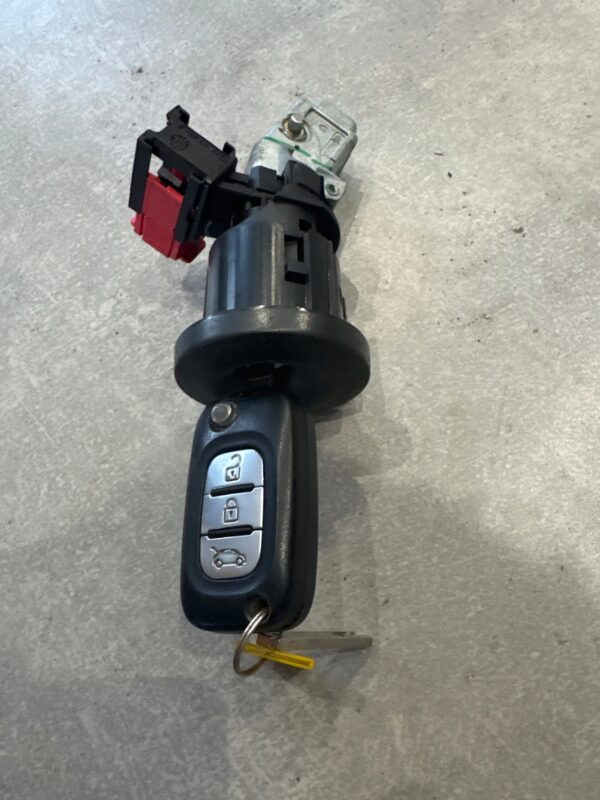 STACYJKA Z KLUCZYKAMI MASTER MOVANO NV400 10-22