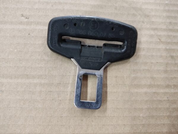 KLAMRA PASA MERCEDES SPRINTER 9068600285 FV