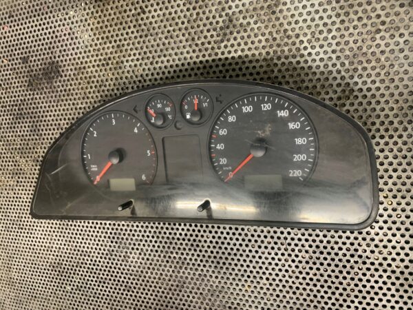 8bca82dab33df6fd910f60a87e7618b3