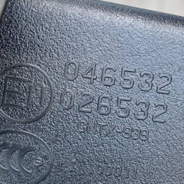 LUSTERKO WSTECZNE E11046532 FORD TRANSIT COURIER