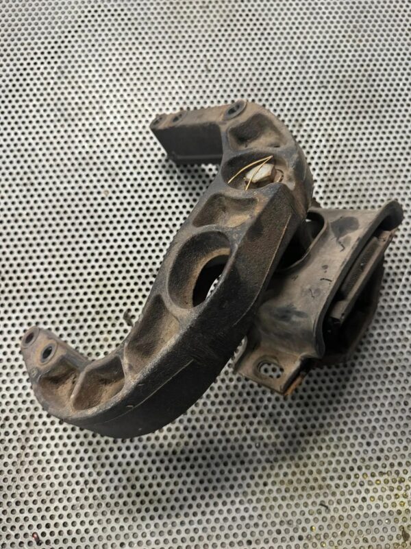 WSPORNIK ŁAPA MOCOWANIE SILNIKA MERCEDES VITO 638 2.2 A6112230504