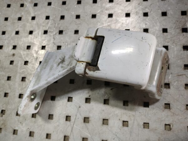 ZAWIAS LEWY TYŁ VITO 639 A6397401937 FV