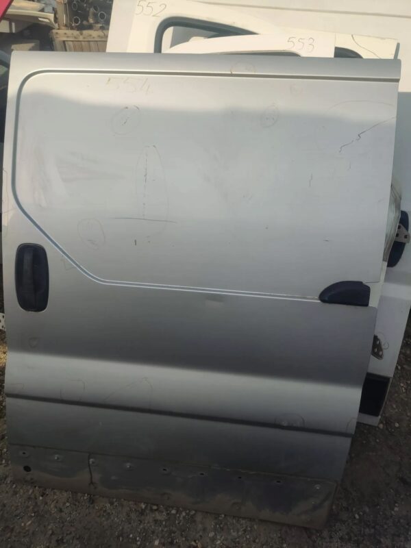 DRZWI BOCZNE RENAULT TRAFIC II 554