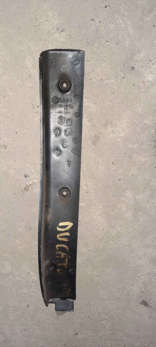 OSŁONA PROGU PRAWY PRZÓD DUCATO/BOXER/JUMPER 1300183808