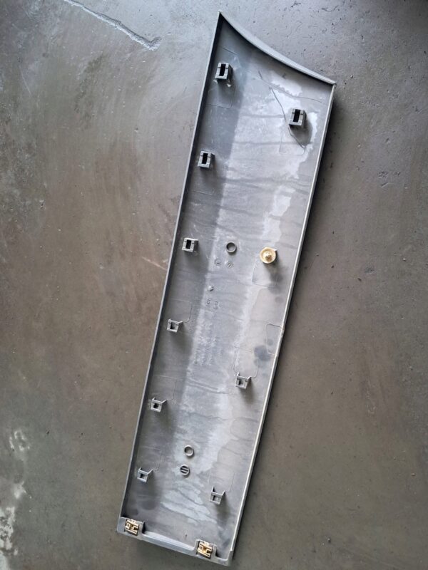 LISTWA DRZWI LEWY PRZÓD SPRINTER W906 A9066904982