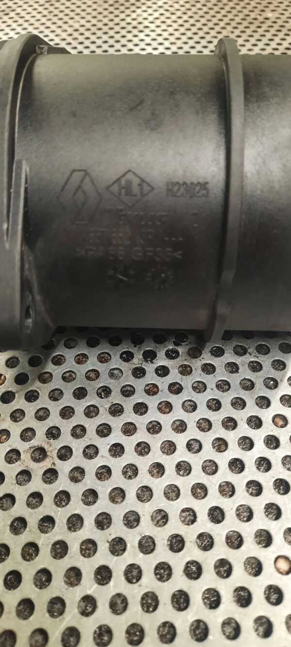 PRZEPŁYWOMIERZ POWIETRZA 165765213R RENAULT MASTER