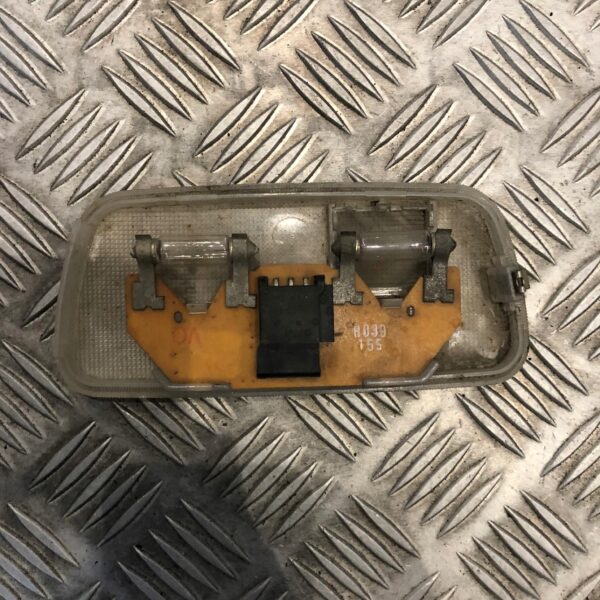 OŚWIETLENIE KABINY MERCEDES VITO HELLA