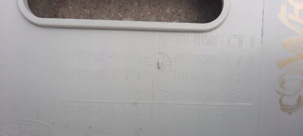 PÓŁKA PODSUFITKI TRANSIT TOURNEO CONNECT DT11V115A00