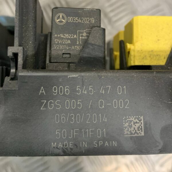 RAMKA MODUŁ BEZPIECZNIKÓW A9065454701 MERCEDES SPRINTER W906