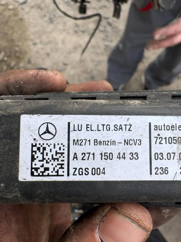 WIĄZKA SILNIKA MERCEDES SPRINTER 1.8 KOMPRESOR A2711504433