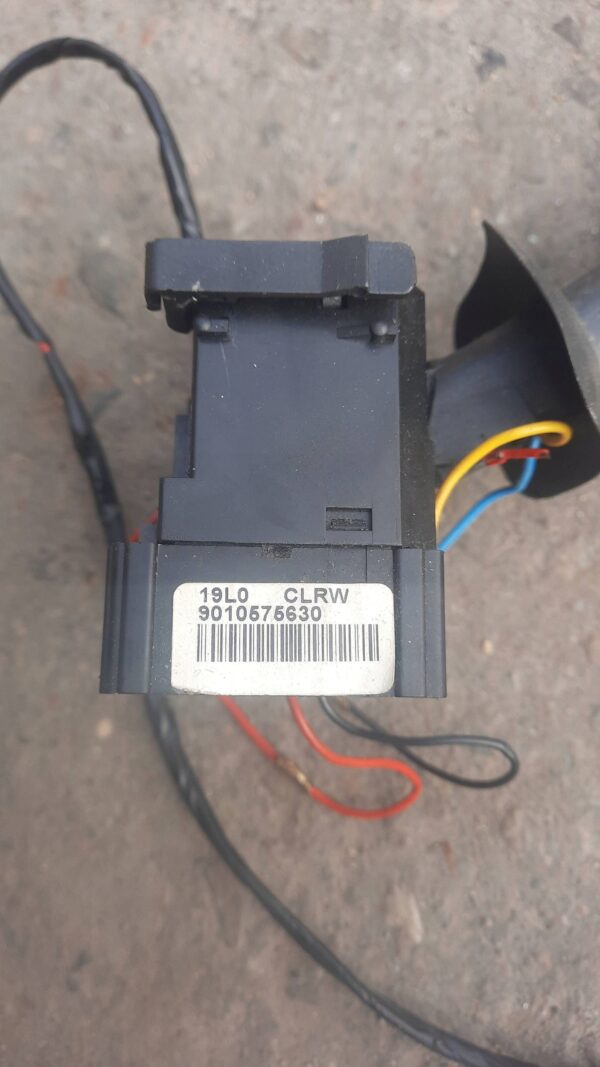 05772d177e1f5f5c16778c4a9a405394