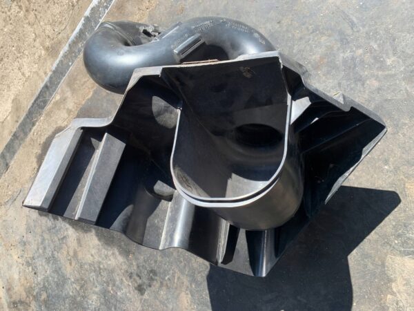 DOLOT POWIETRZA RURA 165555514R 960150246R RENAULT TRAFIC III