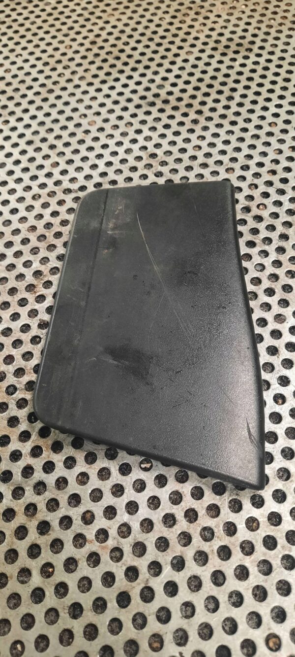 ZAŚLEPKA VOLKSWAGEN T5 7H0853308B