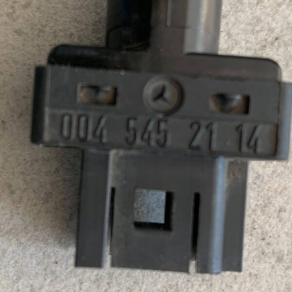 b555e7e08f19dd9ff040b897d8e0e349