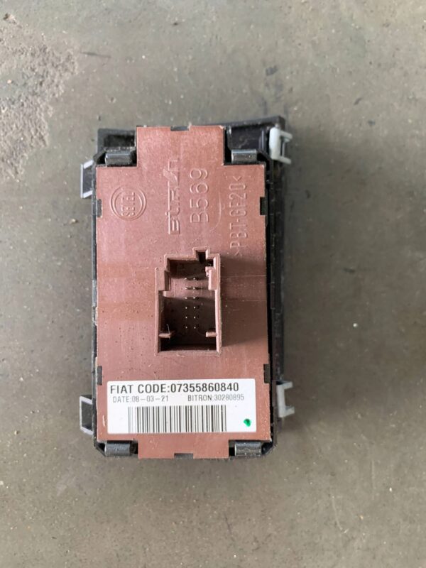 d4c3b64557a0cf12ede178f7c10ab739