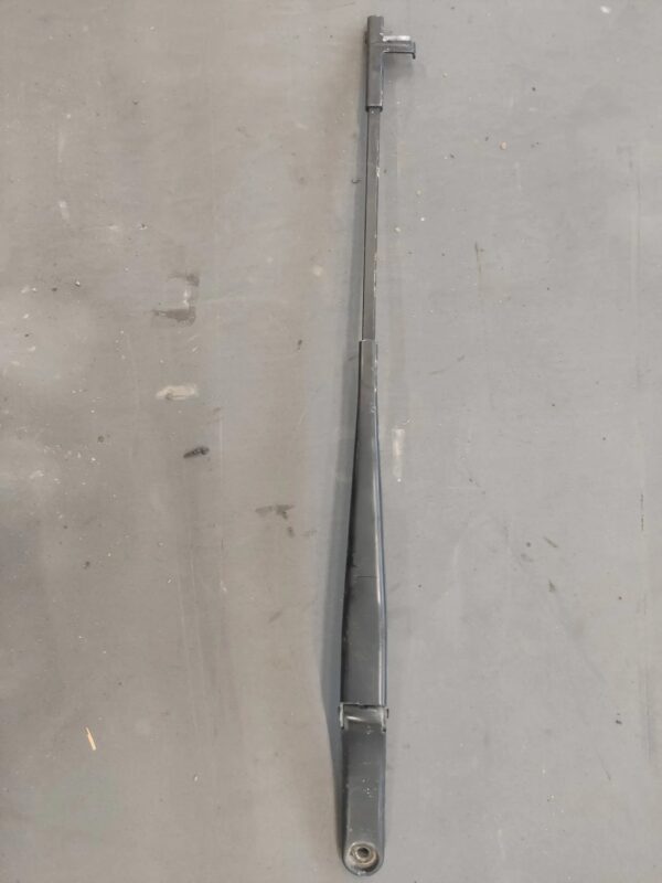 RAMIĘ WYCIERACZKI LEWE VOLKSWAGEN CADDY III 2K1955409