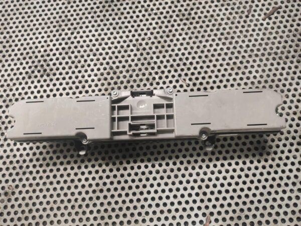 PRZEŁĄCZNIK AWARYJNYCH VW CRAFTER 9068700510