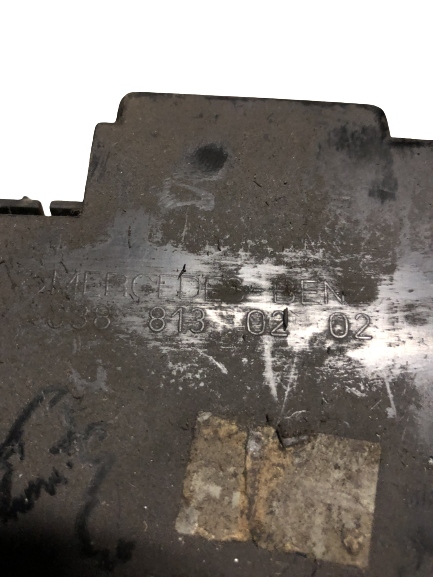 SCHOWEK POPIELNICZKA MERCEDES VITO 638 6388130202