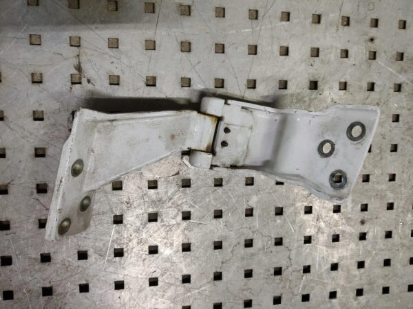 ZAWIAS PRAWY TYŁ VITO 639 A6397402037 FV