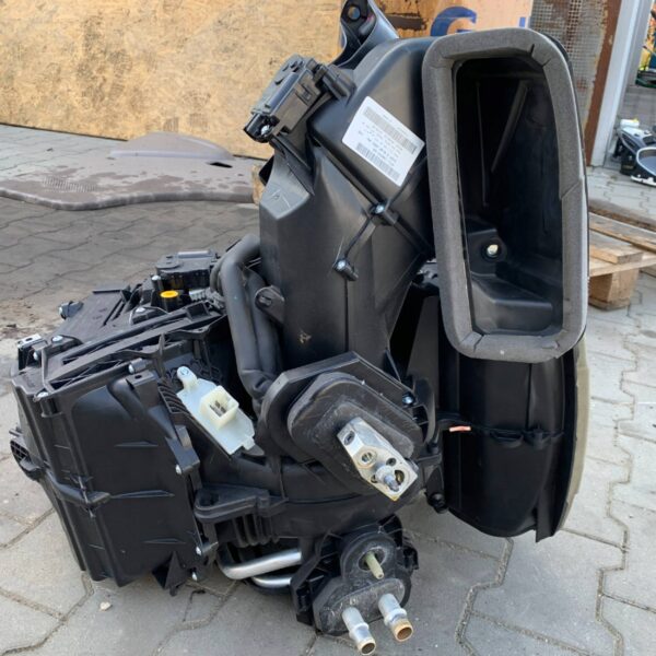 NAGRZEWNICA KOMPLET HT1119B555EB FORD TRANSIT COURIER