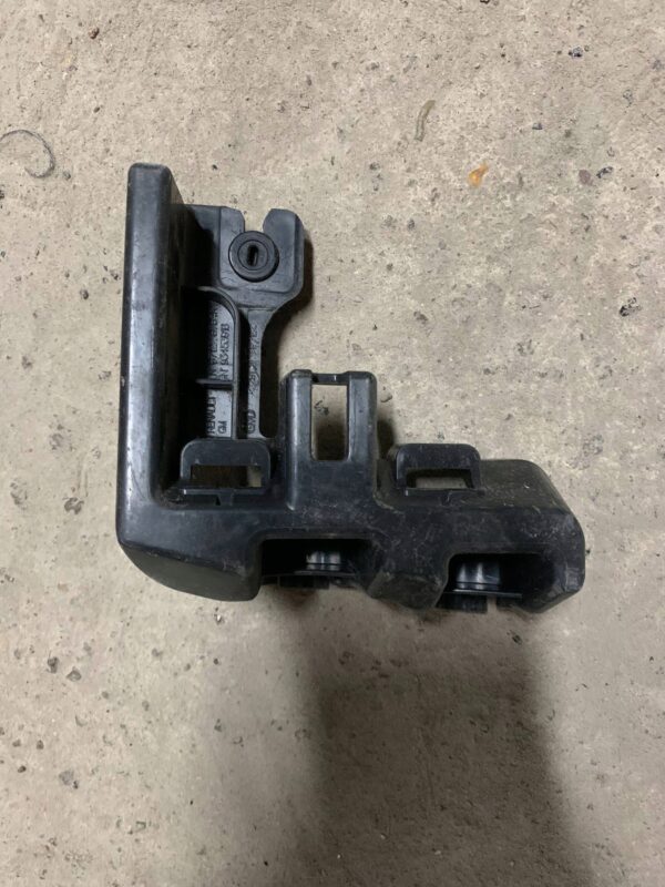 ŚLIZG MOCOWANIE TRAFIC III 871228754R