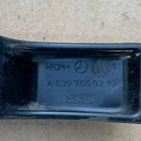 00dbd12c0d401633288457ae407f2fdd