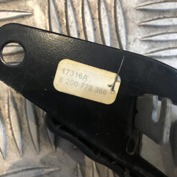 KLAMKA WEWNĘTRZNA LEWY TYŁ MASTER 8200778366