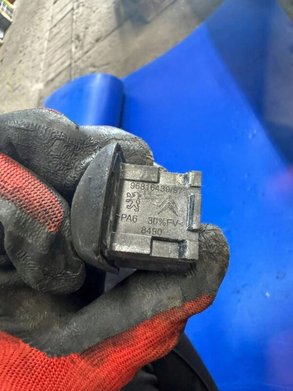 Peugeot Expert 2007 Osłona klamki drzwi tylnych