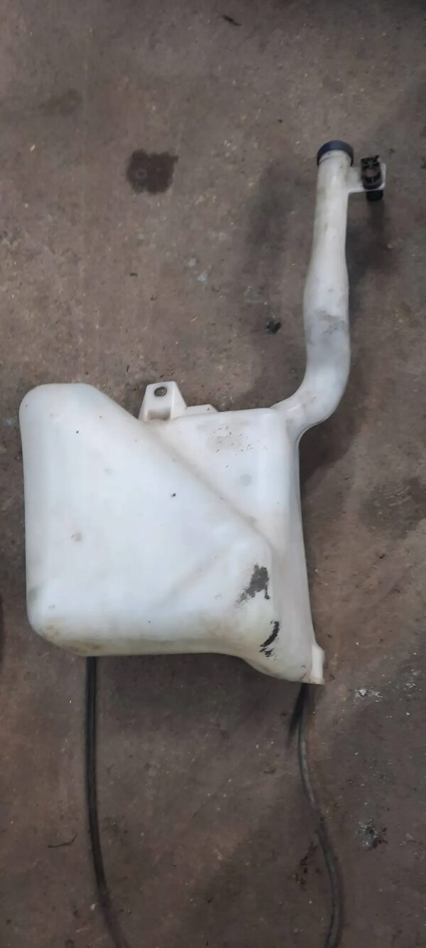 ZBIORNIK PŁYNU DO SPRYSKIWACZY FIATC8051J DUCATO